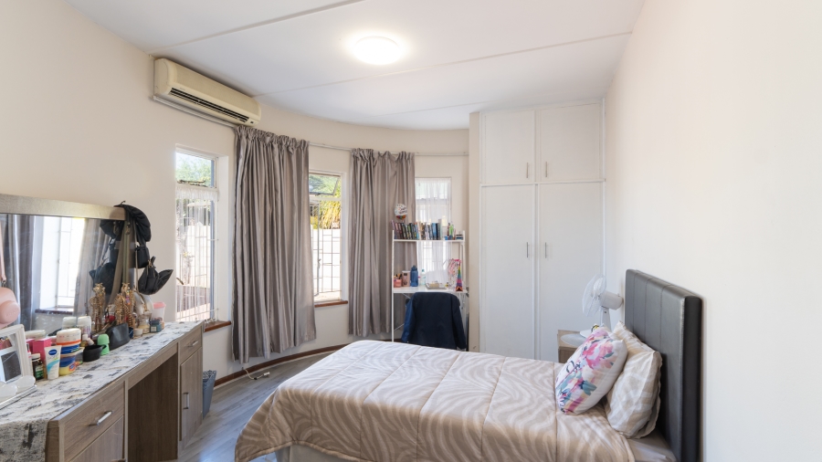 5 Bedroom Property for Sale in Robertson Western Cape